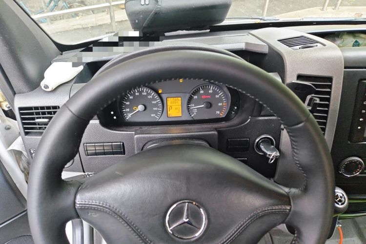 Used Mercedes-Benz Sprinter  Instrument Cluster