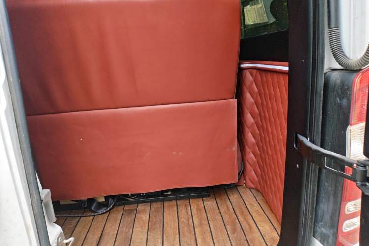 Used Mercedes-Benz Sprinter  Trunk