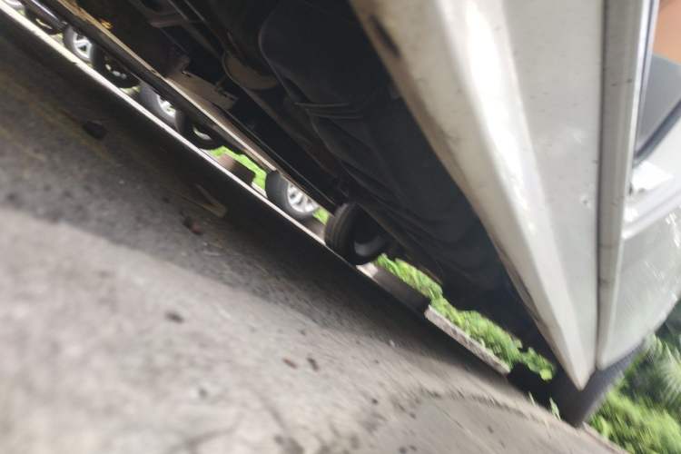 Used Mercedes-Benz Sprinter  Chassis Front Left