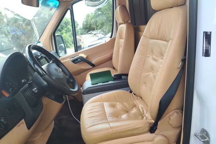 Used Mercedes-Benz Sprinter  Left Front Seat