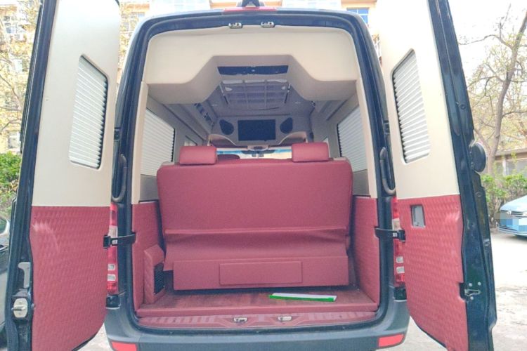 Used Mercedes-Benz Sprinter  Trunk