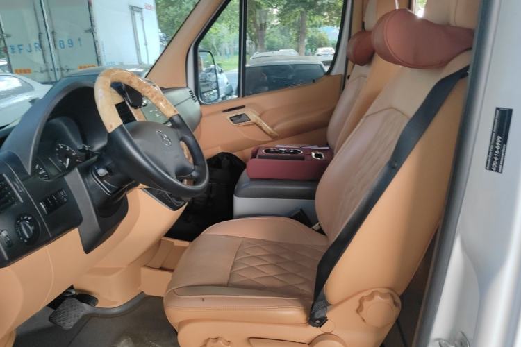 Used Mercedes-Benz Sprinter  Left Front Seat