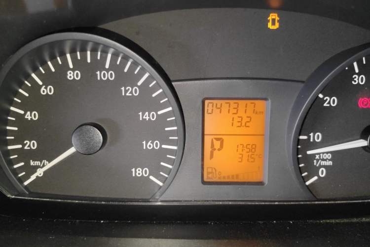 Used Mercedes-Benz Sprinter  Odometer Close Up