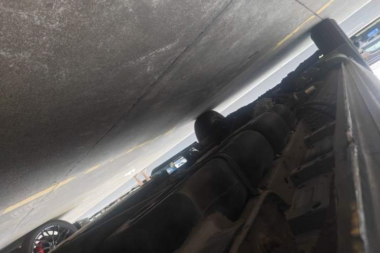 Used Mercedes-Benz Sprinter  Chassis Rear Left