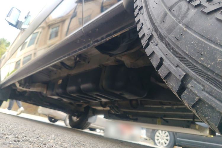 Used Mercedes-Benz Sprinter  Chassis Rear Left