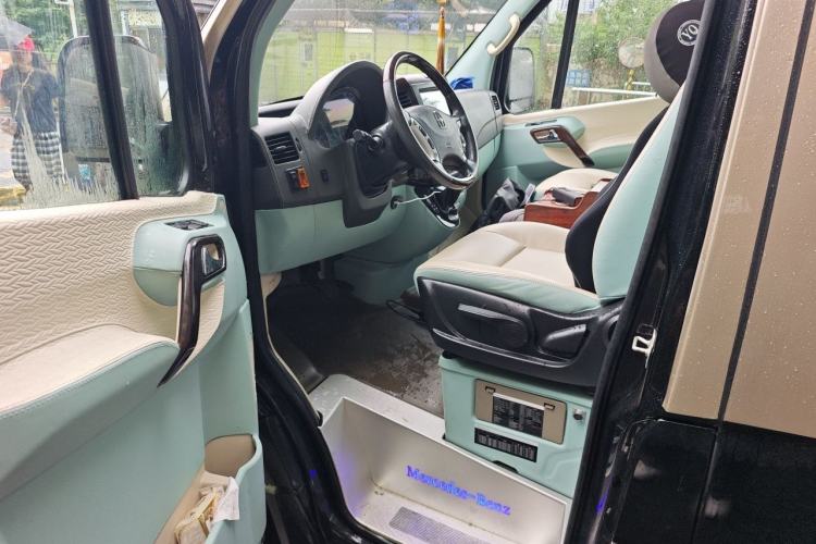 Used Mercedes-Benz Sprinter  Driver Seat