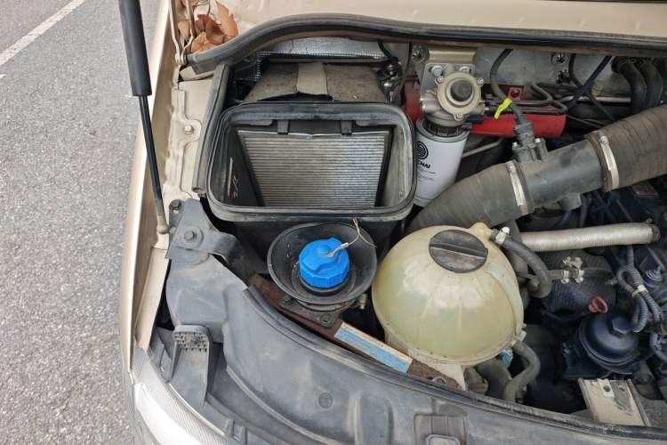 Used Mercedes-Benz Sprinter  Engine Bay Right