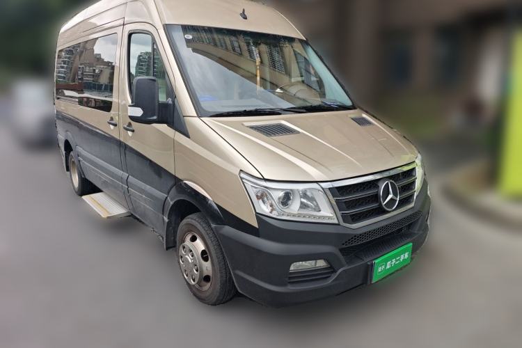 Used Mercedes-Benz Sprinter  Front Right 45 Deg
