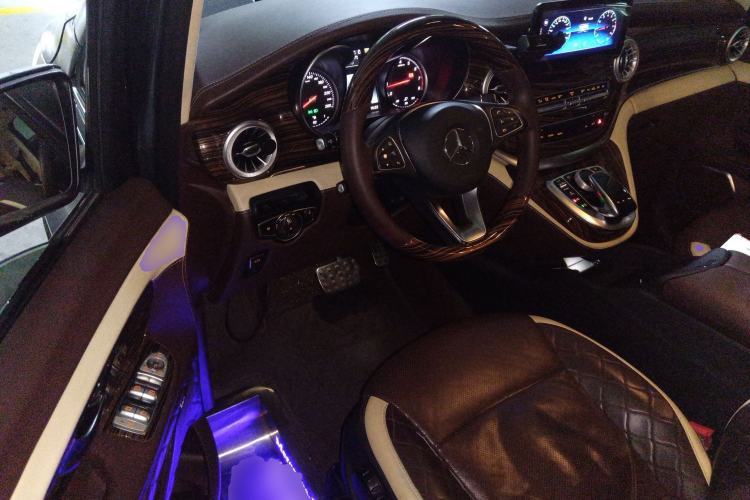Used Mercedes-Benz V-Class  Driver Seat