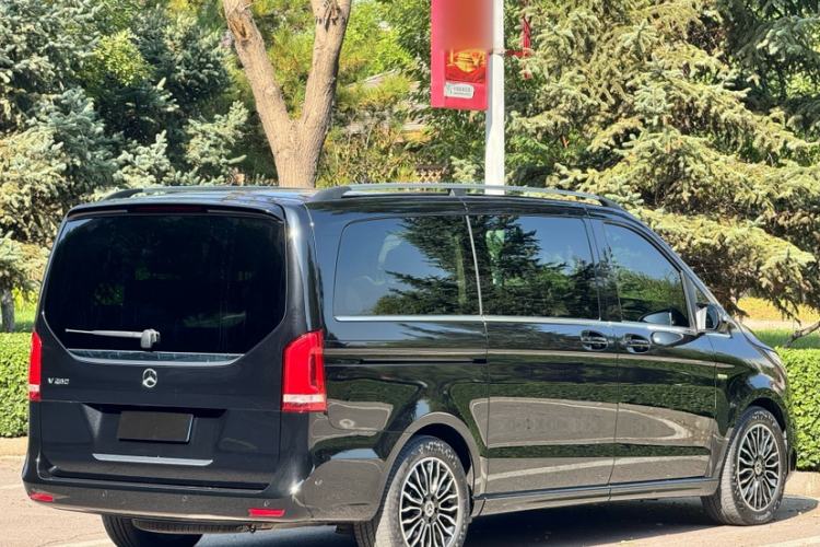 Used Mercedes-Benz V-Class 2022 V 260 Prestige Edition Exterior 6