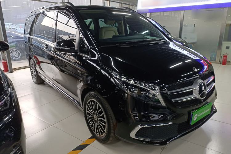 Used Mercedes-Benz V-Class 2022 V 260 Prestige Edition Front Right 45 Deg