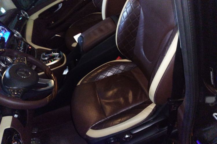 Used Mercedes-Benz V-Class  Left Front Seat