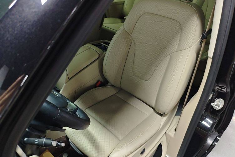 Used Mercedes-Benz V-Class 2022 V 260 L Long-wheelbase Luxury Edition Left Front Seat