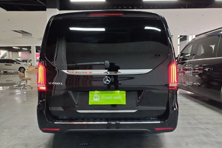 Used Mercedes-Benz V-Class 2022 V 260 L Long-wheelbase Luxury Edition Rear
