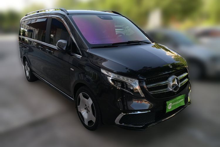 Used Mercedes-Benz V-Class 2021 V 260 Prestige Edition Exterior 2
