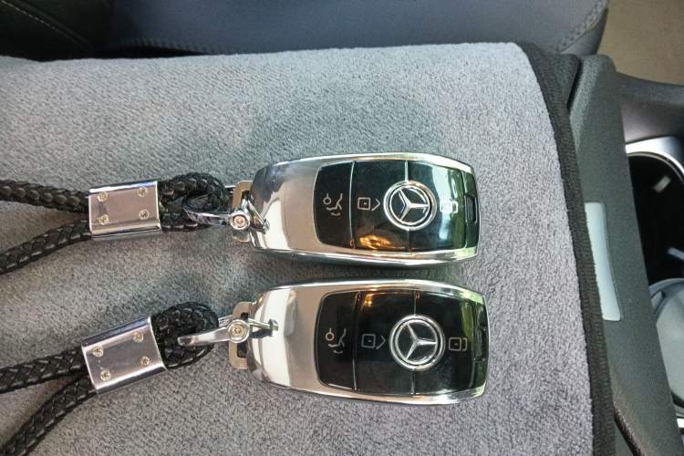 Used Mercedes-Benz V-Class 2021 V 260 Prestige Edition Interior 1