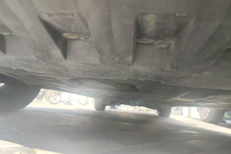 Used Mercedes-Benz V-Class 2016 V 260 L Prestige Extended Edition Chassis Front
