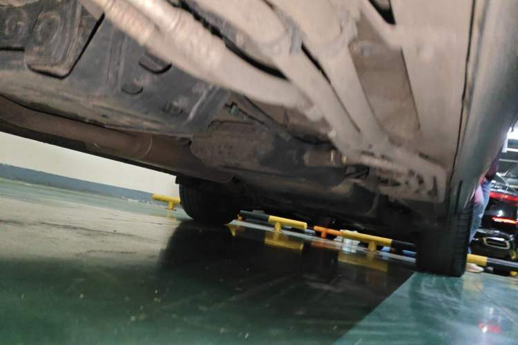 Used Mercedes-Benz V-Class 2016 V 260 Avantgarde Edition Chassis Front Left
