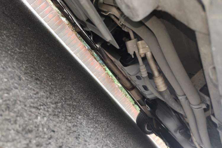 Used Mercedes-Benz V-Class 2016 V 260 L Prestige Extended Edition Chassis Front Left