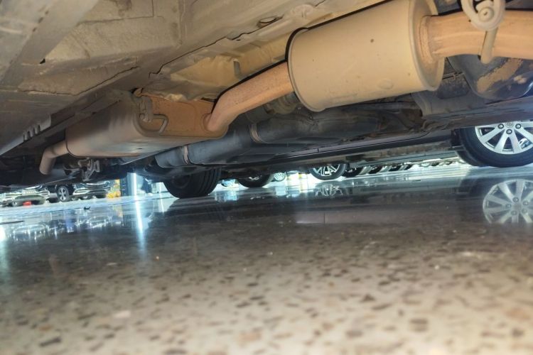 Used Mercedes-Benz V-Class 2016 V 260 L Prestige Extended Edition Chassis Front Right