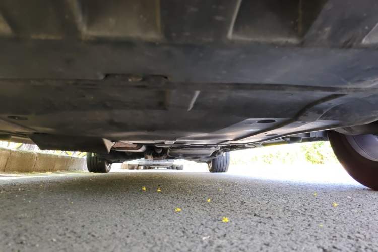 Used Mercedes-Benz V-Class 2016 V 260 Avantgarde Edition Chassis Front