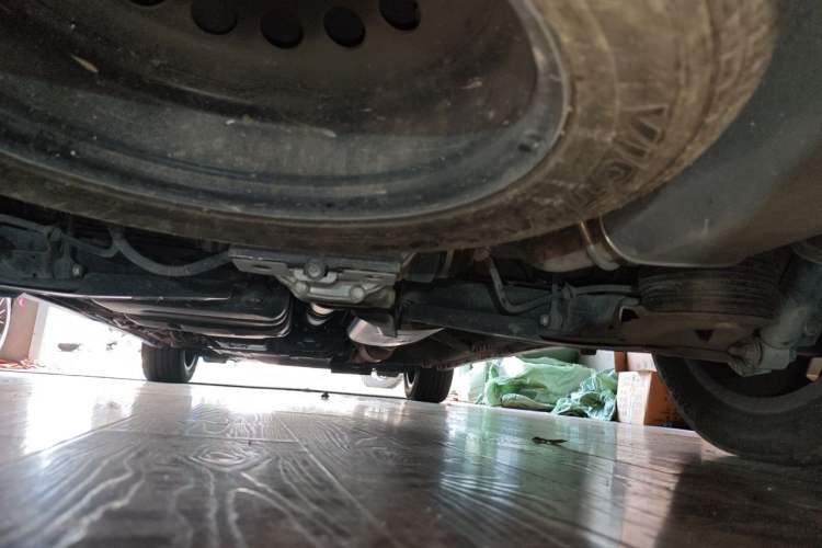 Used Mercedes-Benz V-Class 2016 V 260 Avantgarde Edition Chassis Rear