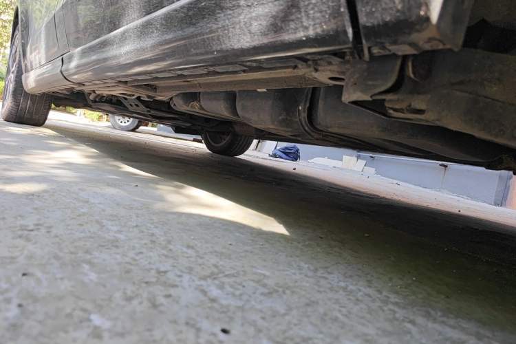 Used Mercedes-Benz V-Class 2016 V 260 Avantgarde Edition Chassis Rear Left