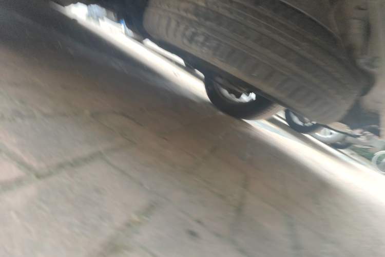 Used Mercedes-Benz V-Class 2016 V 260 Avantgarde Edition Chassis Rear Left