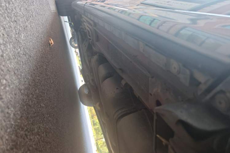 Used Mercedes-Benz V-Class 2016 V 260 Prestige Edition Chassis Rear Left