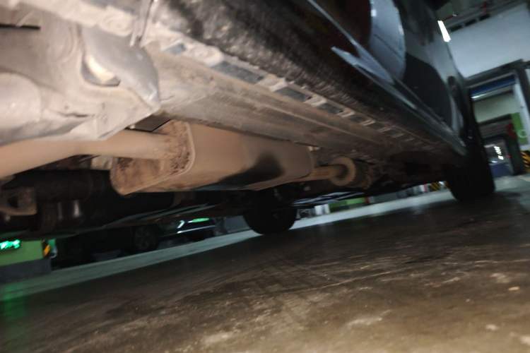 Used Mercedes-Benz V-Class 2016 V 260 Prestige Edition Chassis Rear Right