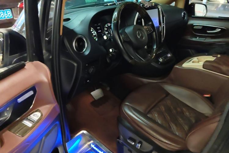 Used Mercedes-Benz V-Class 2016 V250 2.0T U.S. Spec Driver Seat