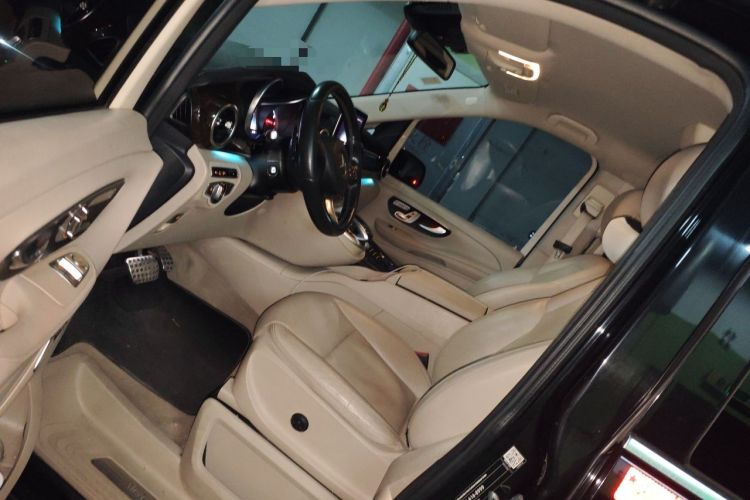 Used Mercedes-Benz V-Class 2016 V 260 Prestige Edition Driver Seat