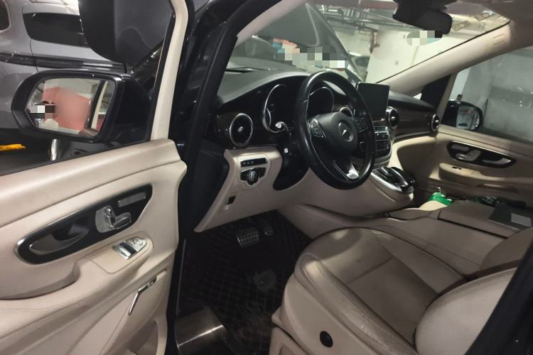 Used Mercedes-Benz V-Class 2016 V 260 Prestige Edition Driver Seat