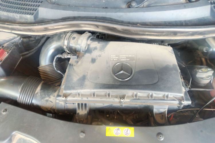 Used Mercedes-Benz V-Class 2016 V 260 Prestige Edition Engine Bay