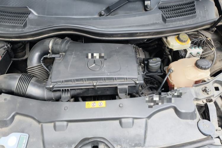 Used Mercedes-Benz V-Class 2016 V 260 L Prestige Extended Edition Engine Bay