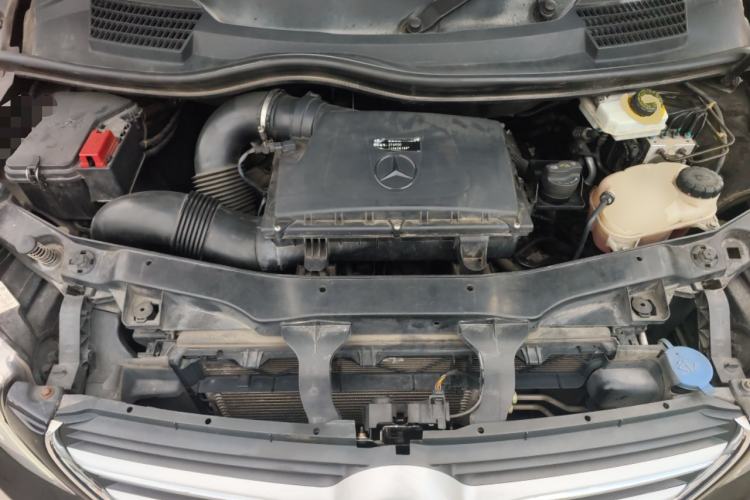Used Mercedes-Benz V-Class 2016 V 260 L Prestige Extended Edition Engine Bay