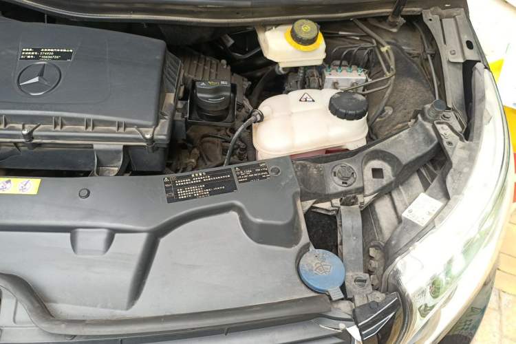 Used Mercedes-Benz V-Class 2016 V 260 L Prestige Extended Edition Engine Bay Left
