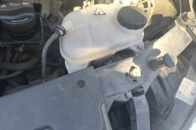 Used Mercedes-Benz V-Class 2016 V 260 L Prestige Extended Edition Engine Bay Left