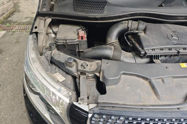 Used Mercedes-Benz V-Class 2016 V 260 Prestige Edition Engine Bay Right