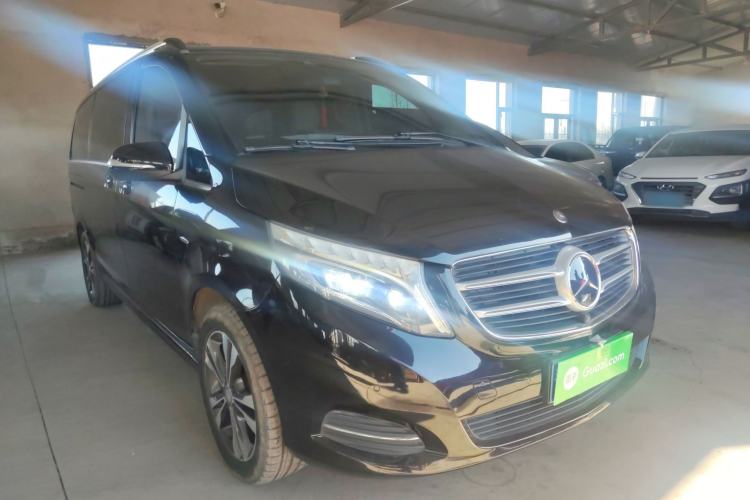 Used Mercedes-Benz V-Class 2016 V 260 Prestige Edition Exterior 1