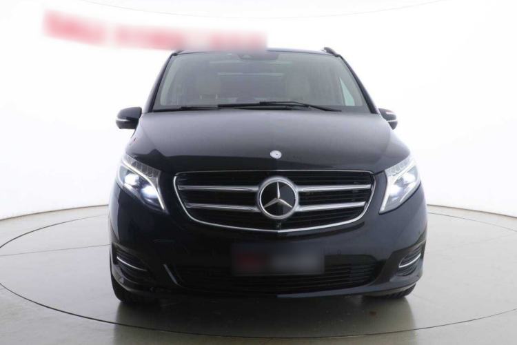 Used Mercedes-Benz V-Class 2016 V 260 L Prestige Extended Edition Exterior 1