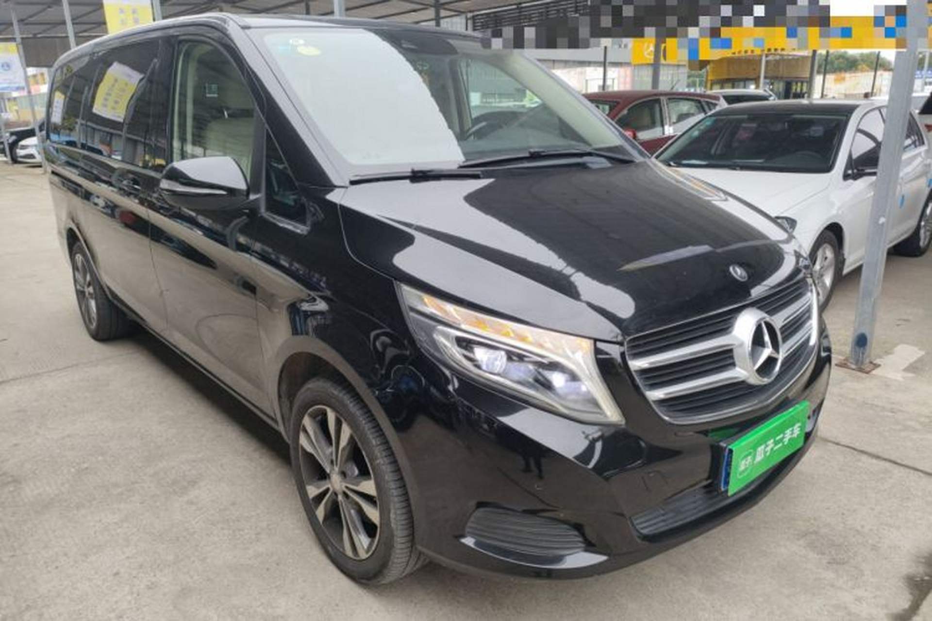 Used Mercedes-Benz V-Class 2016 V 260 Avantgarde Edition Exterior 1