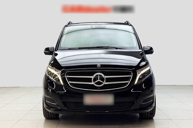 Used Mercedes-Benz V-Class 2016 V 260 L Prestige Extended Edition Exterior 1