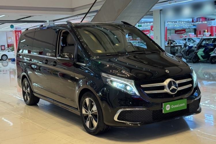 Used Mercedes-Benz V-Class 2016 V 260 Avantgarde Edition Exterior 1
