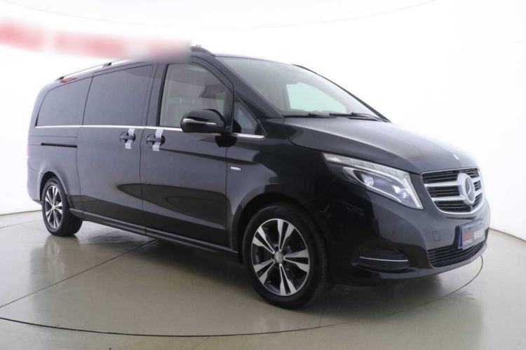 Used Mercedes-Benz V-Class 2016 V 260 L Prestige Extended Edition Exterior 2