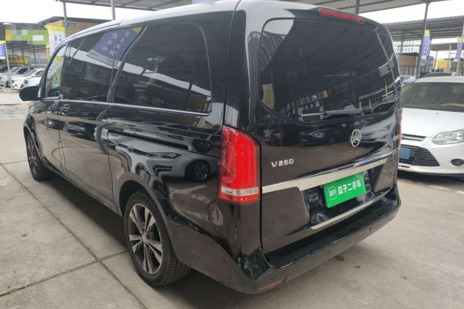 Used Mercedes-Benz V-Class 2016 V 260 Avantgarde Edition Exterior 2