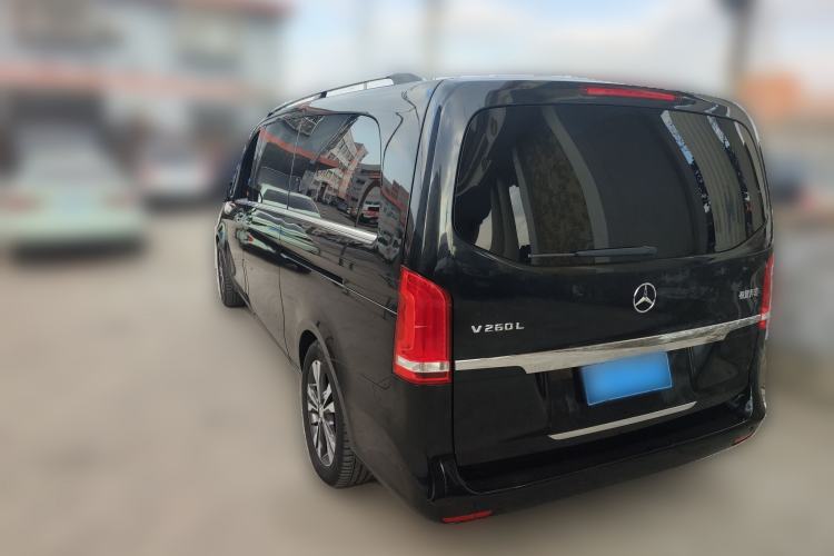 Used Mercedes-Benz V-Class 2016 V 260 L Prestige Extended Edition Exterior 3