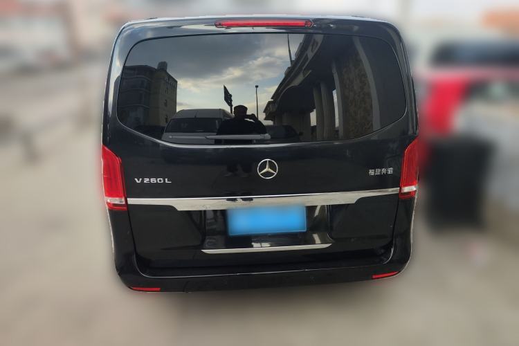 Used Mercedes-Benz V-Class 2016 V 260 L Prestige Extended Edition Exterior 4