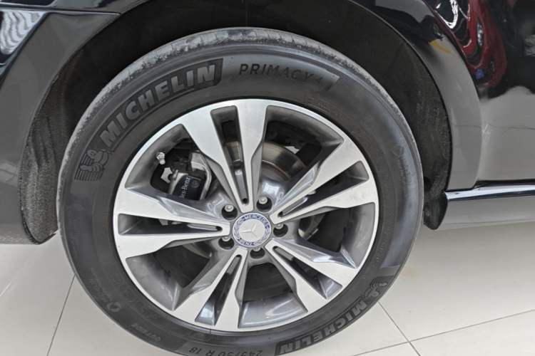 Used Mercedes-Benz V-Class 2016 V 260 L Prestige Extended Edition Exterior 5