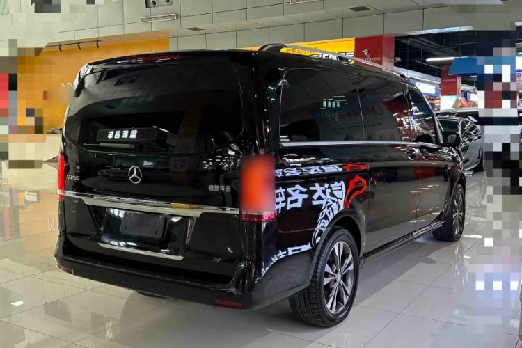Used Mercedes-Benz V-Class 2016 V 260 Prestige Edition Exterior 6